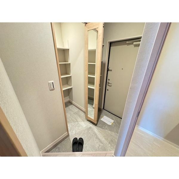 豊中市熊野町アパート 玄関