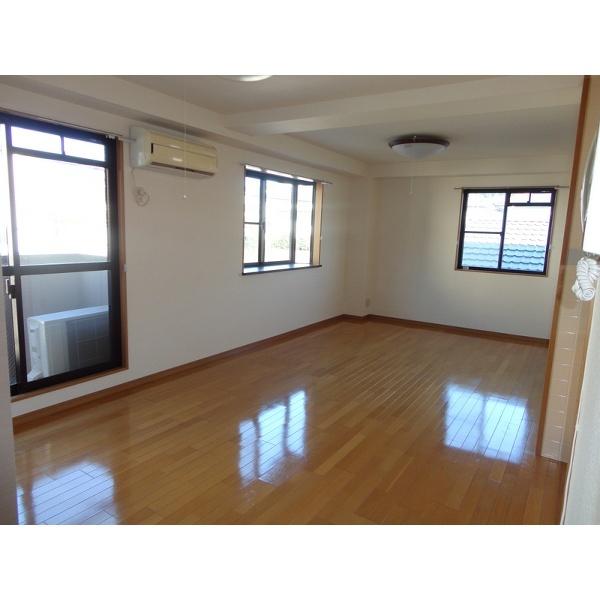 豊中市熊野町マンション リビング
