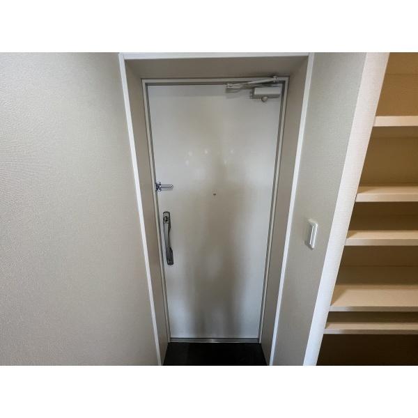 豊中市上野西マンション 玄関