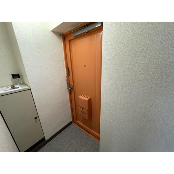 豊中市上津島マンション 玄関