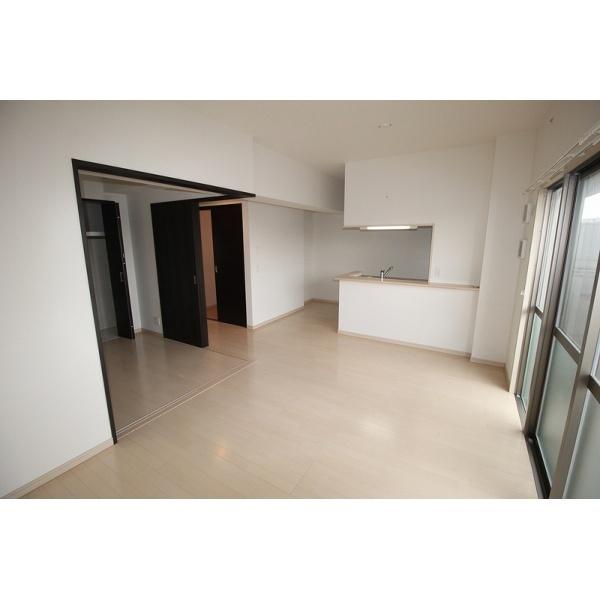 豊中市服部南町マンション リビング