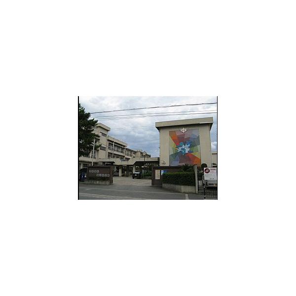 第三中学校：859m