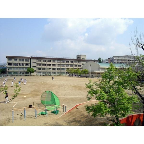 東豊台小学校：545m