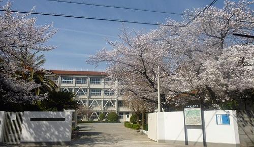 北条小学校：370m