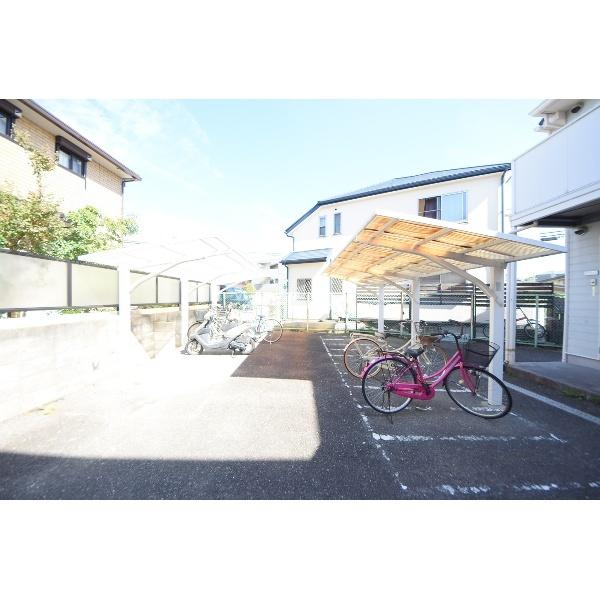 豊中市柴原町アパート 駐車場