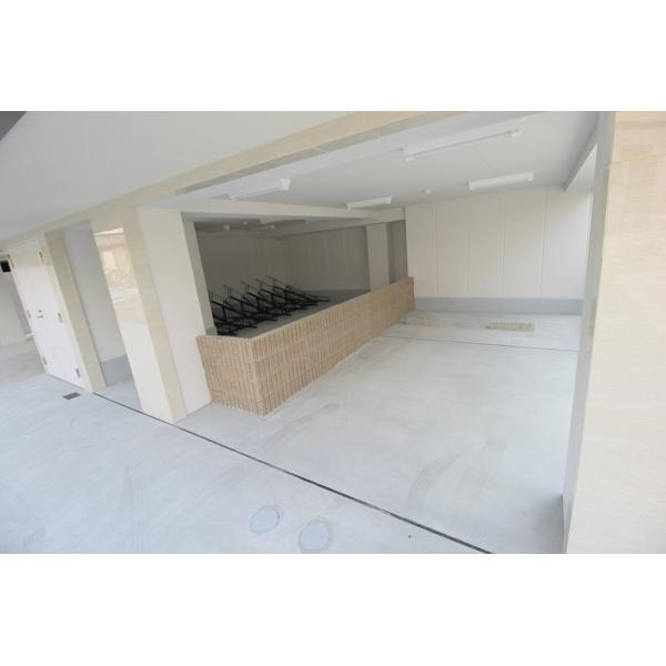 豊中市宝山町マンション 駐車場