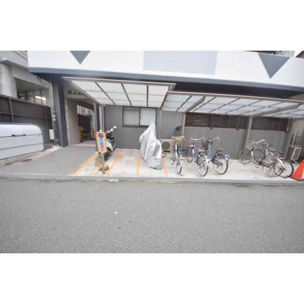アクア豊中 駐車場