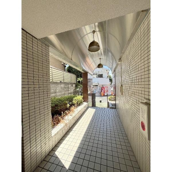 豊中市玉井町マンション エントランス