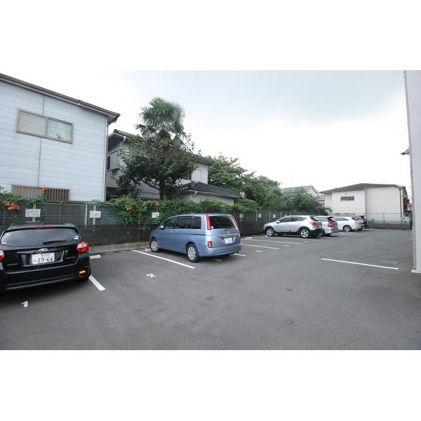 豊中市服部南町マンション 駐車場