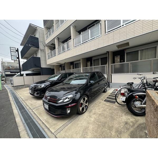 豊中市庄内西町アパート 駐車場
