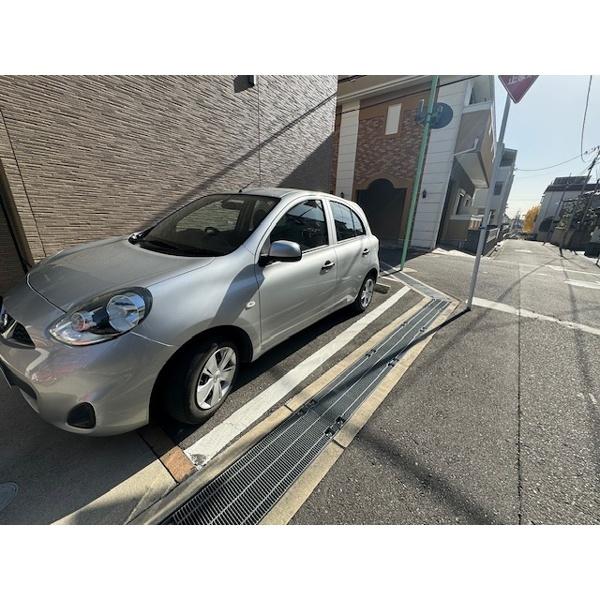 豊中市螢池北町アパート 駐車場