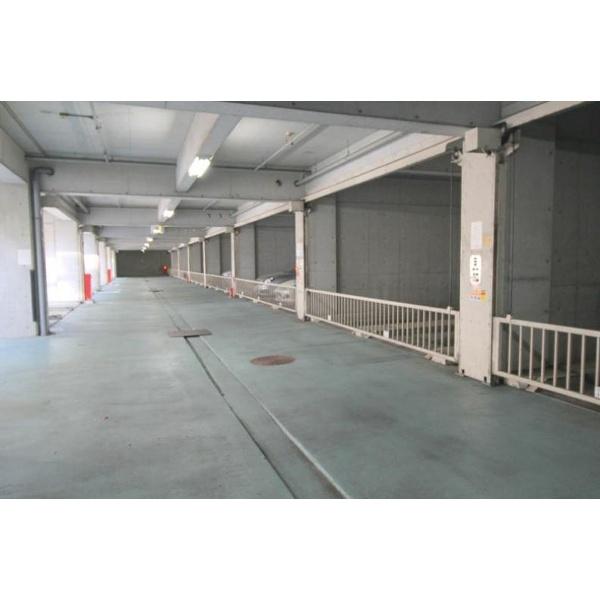 吹田市千里山西マンション 駐車場