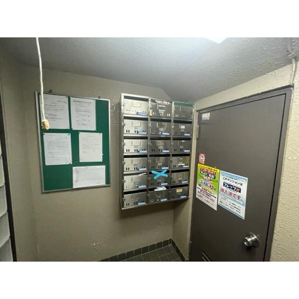 豊中市中桜塚マンション エントランス