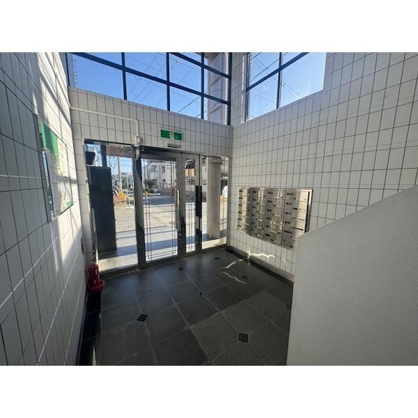 豊中市立花町マンション ロビー
