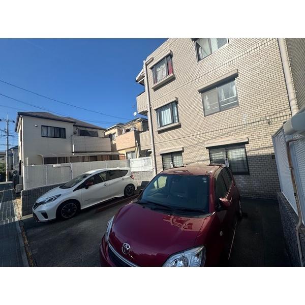 豊中市立花町マンション 駐車場