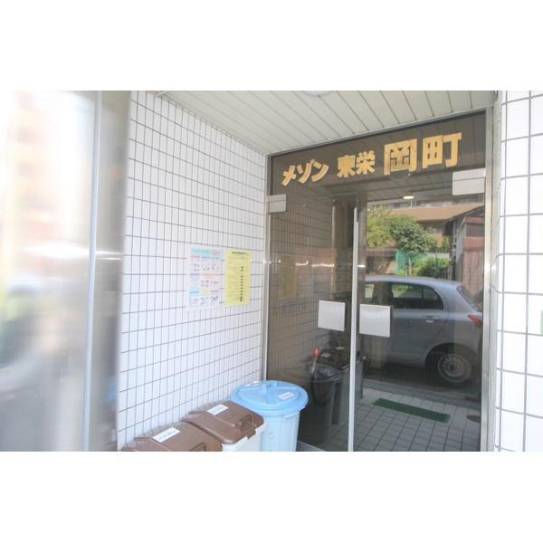 豊中市岡上の町マンション エントランス