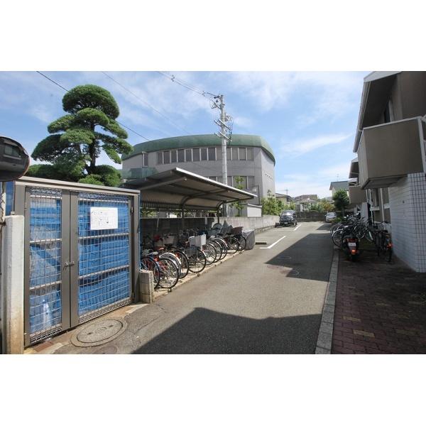 豊中市熊野町アパート 駐車場