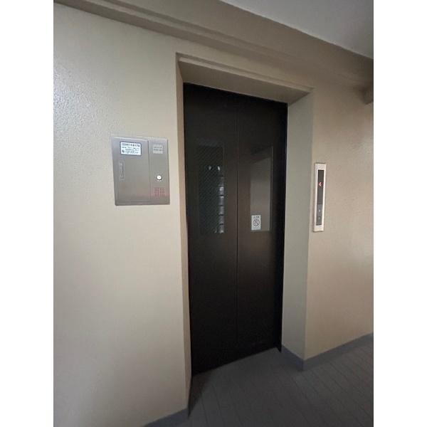 豊中市服部西町マンション エントランス
