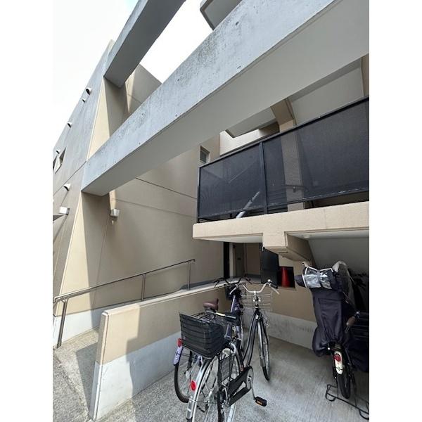 豊中市服部西町マンション ロビー