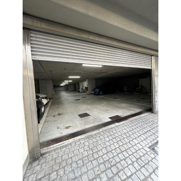 豊中市緑丘マンション 駐車場