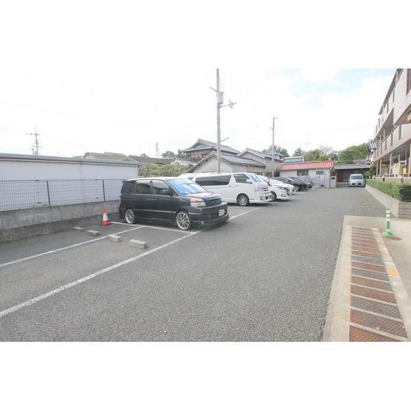 豊中市浜マンション 駐車場