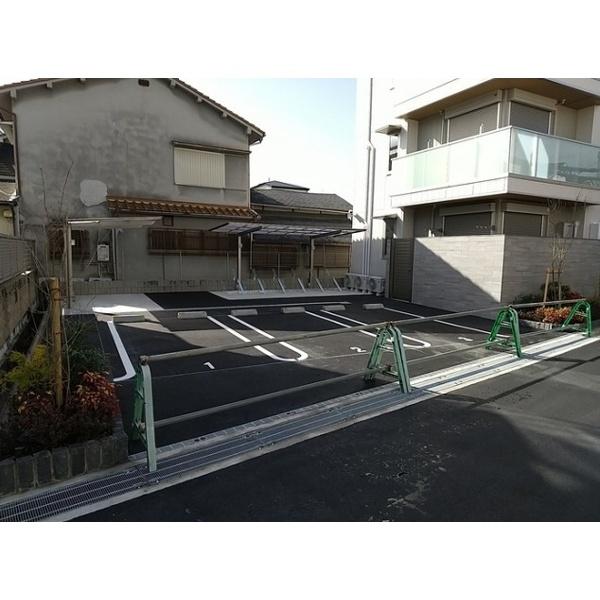 豊中市熊野町アパート 駐車場
