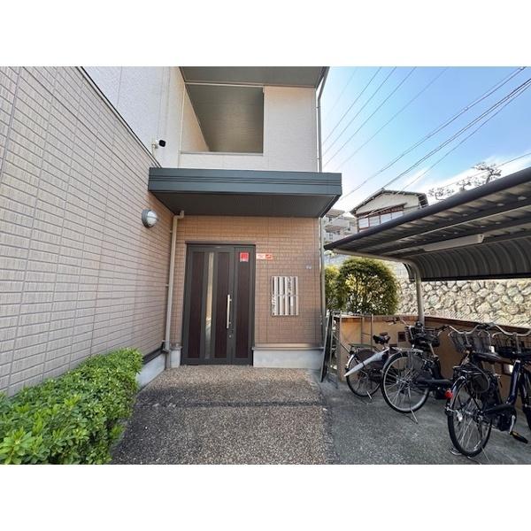 豊中市柴原町アパート エントランス