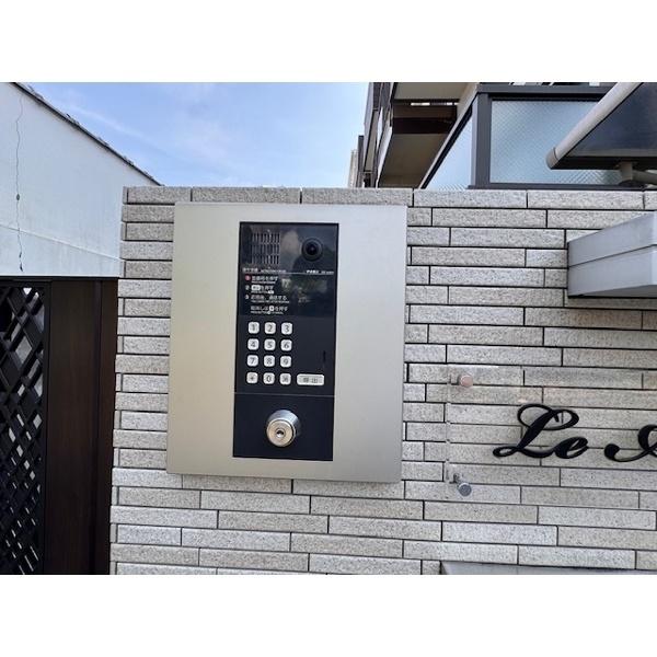 豊中市刀根山元町アパート ロビー
