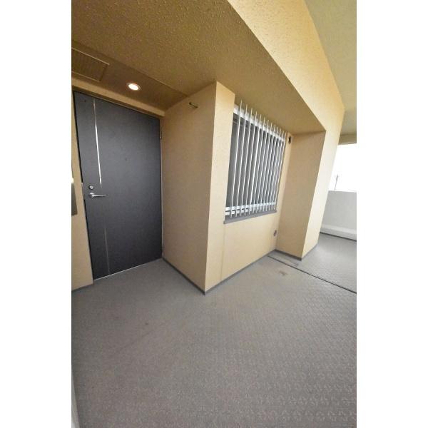 豊中市曽根東町マンション エントランス
