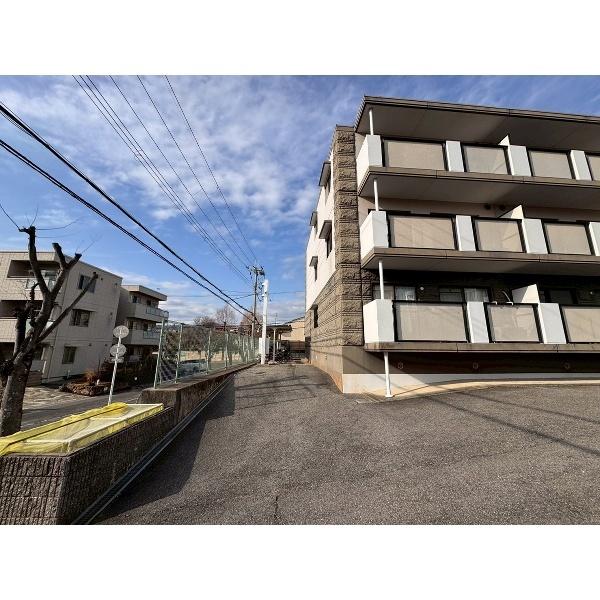 豊中市向丘マンション 駐車場