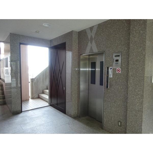 豊中市西泉丘マンション ロビー