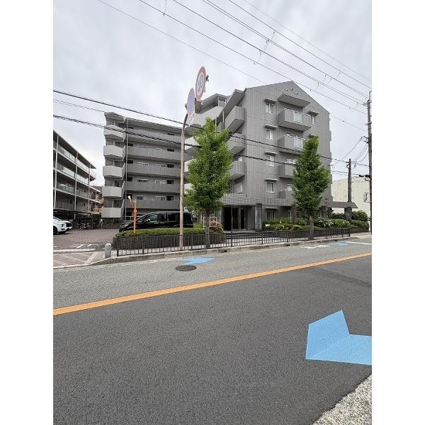  築31年9ヶ月 6階建の賃貸物件