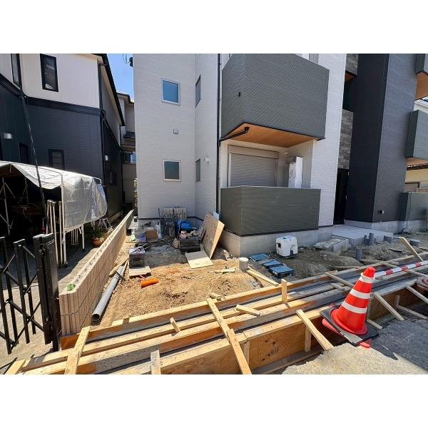 豊中市立花町アパート 駐車場