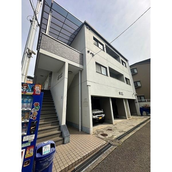 豊中市刀根山マンション 駐車場