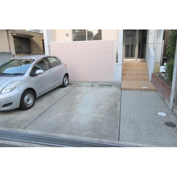 豊中市岡町南マンション 駐車場