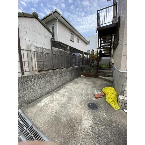 豊中市中桜塚アパート 駐車場