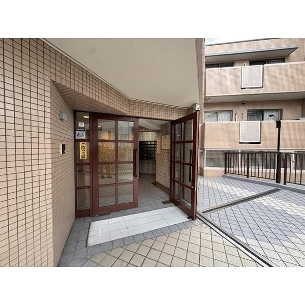 豊中市上野東マンション エントランス