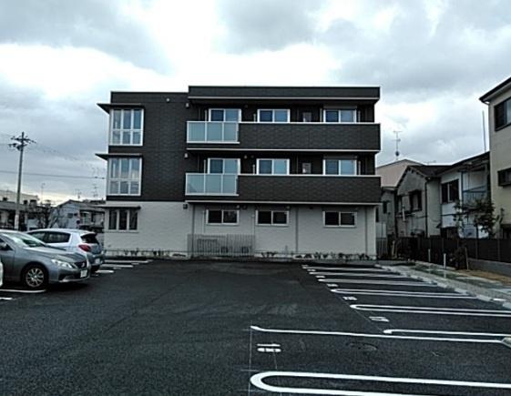 豊中市庄内幸町マンション 駐車場