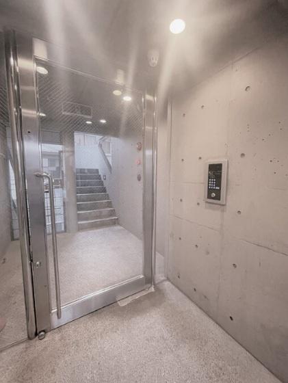 豊中市服部本町マンション エントランス