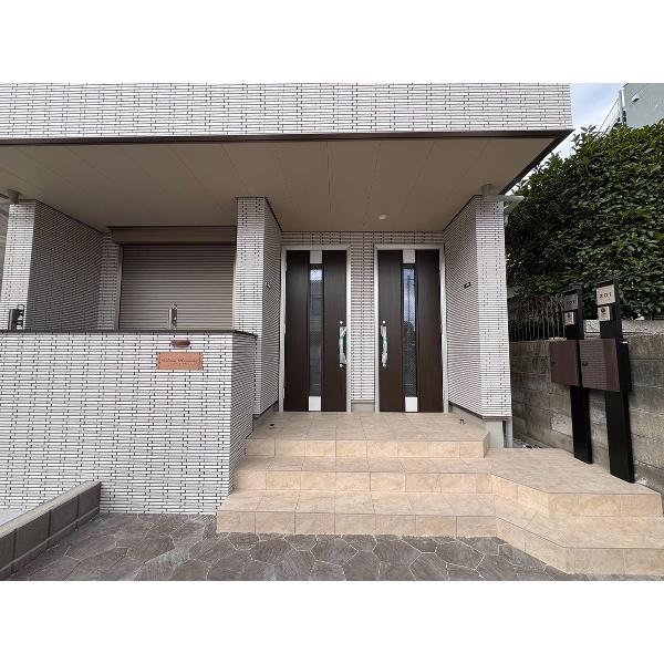豊中市本町マンション エントランス