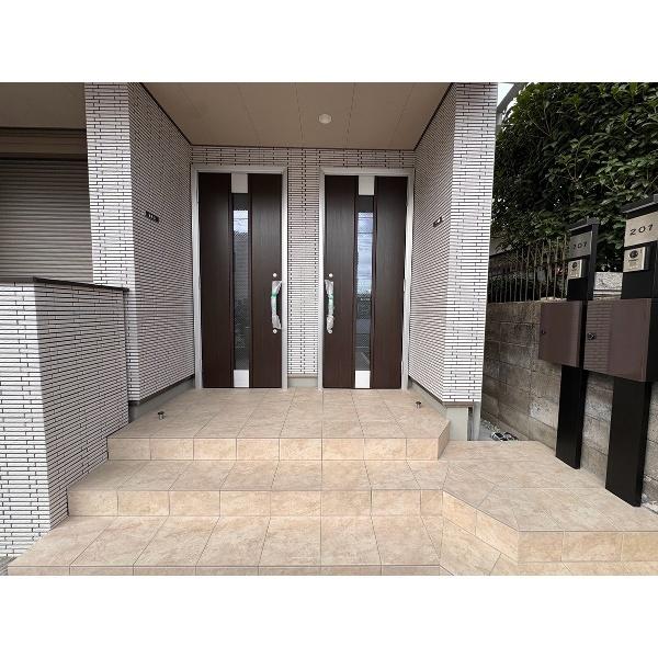 豊中市本町マンション エントランス