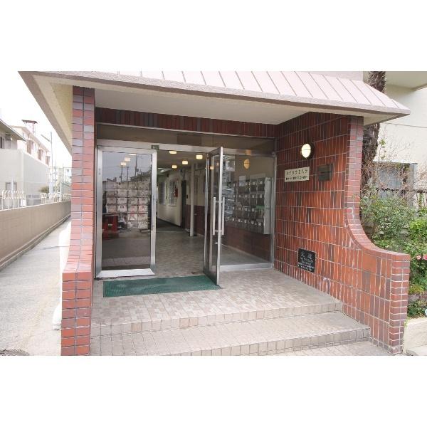 豊中市小曽根マンション エントランス