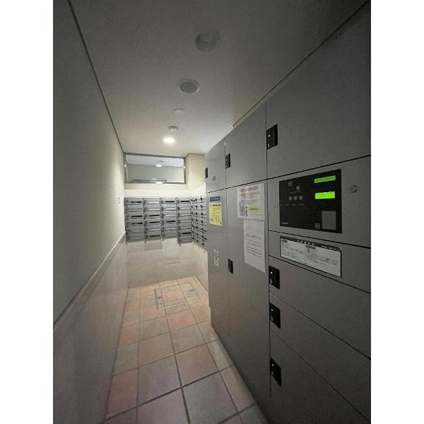 豊中市東豊中町マンション エントランス