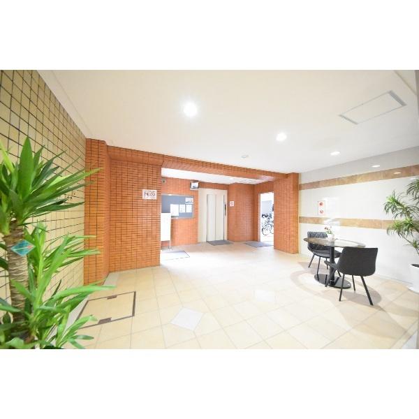 豊中市長興寺北マンション エントランス
