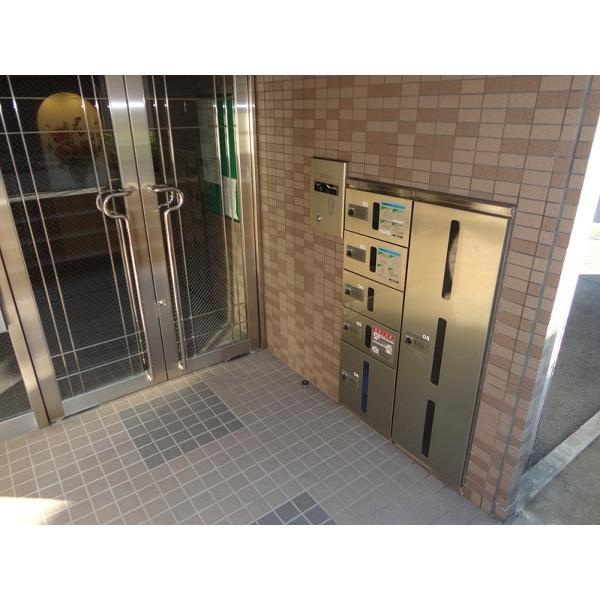 豊中市熊野町マンション エントランス