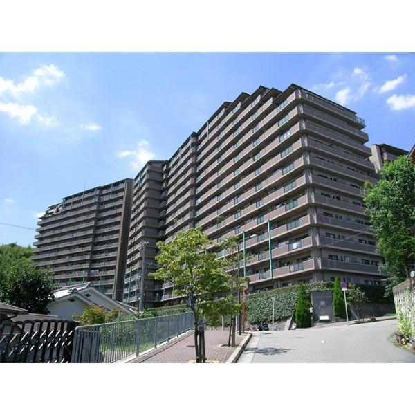 緑地公園駅より徒歩9分 築26年1ヶ月 15階建の賃貸物件