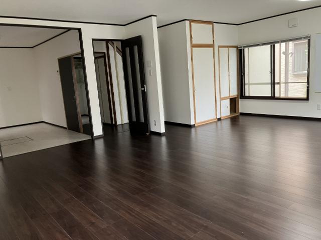 鏑木町戸建 リビング