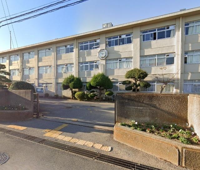 佐倉市立志津中学校：1505m