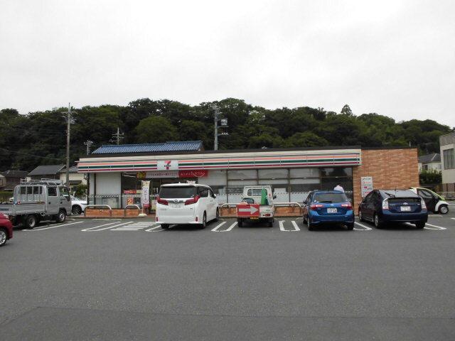 セブンイレブン佐倉城内町店：300m