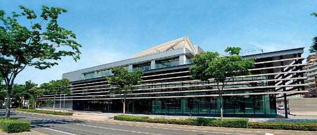 成田市立図書館公津の杜分館：1239m